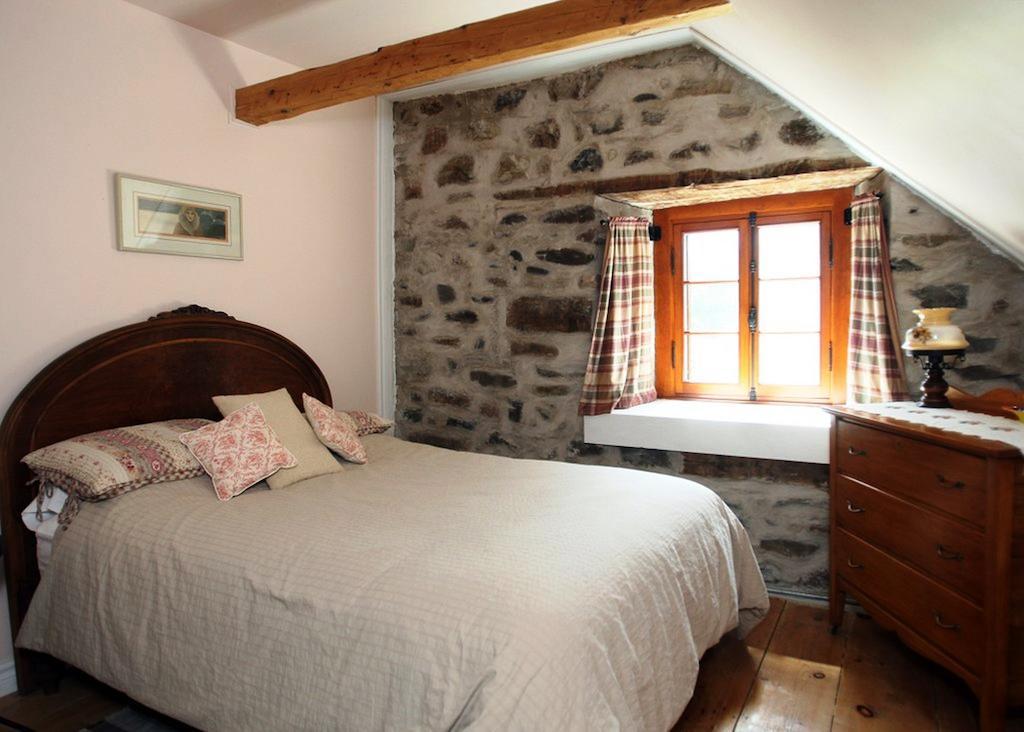 Eden Sur Terre Bed & Breakfast Marieville Bilik gambar