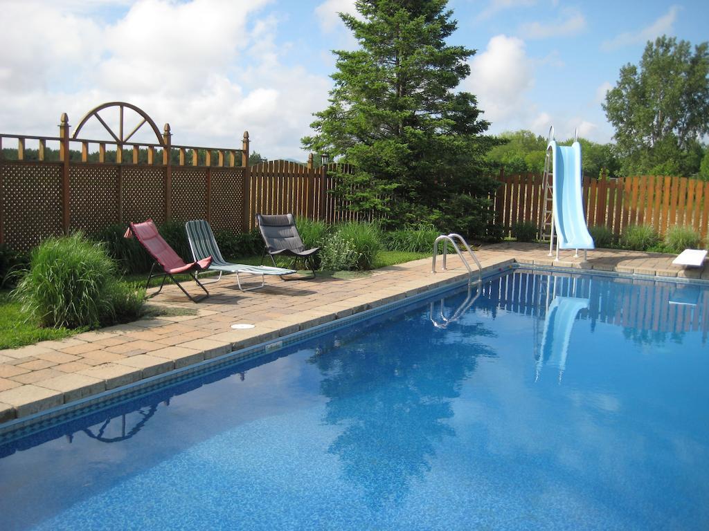 Eden Sur Terre Bed & Breakfast Marieville Luaran gambar